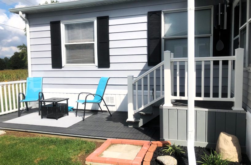 1003042 side stoop - Evergreen Estates